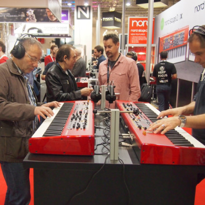 Clavian osasto Frankfurtin Musiikkimessuilla